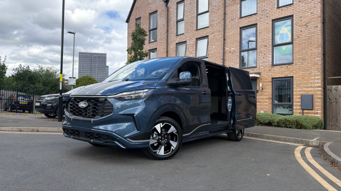 Ford Transit Custom 320 L1 Diesel Fwd 2.0 EcoBlue 170ps H1 Van Sport Auto - Image 38